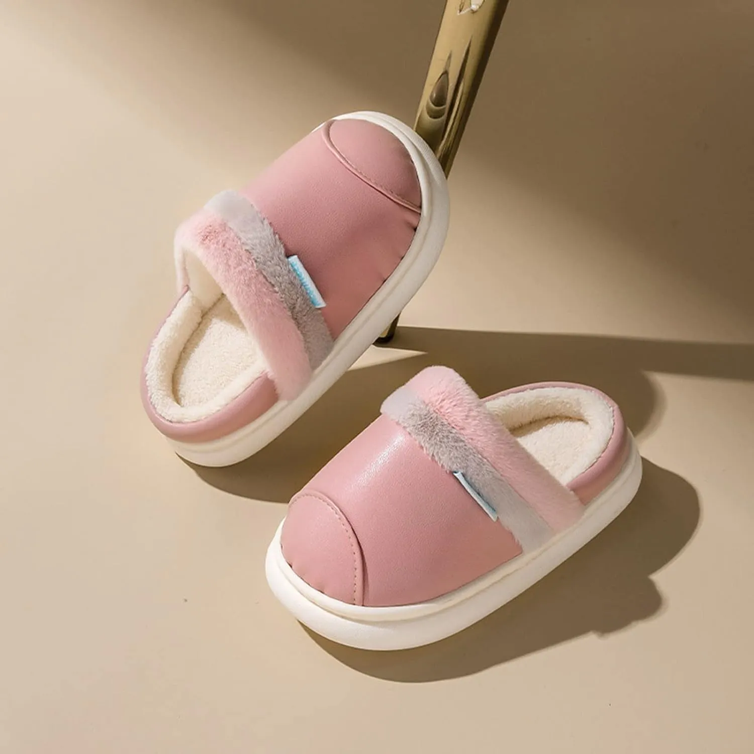 Fashion Cute Autumn and Winter Boys and Girls Slippers Flat Bottom Round Toe Soft Warm and Comfortable Solid with 6