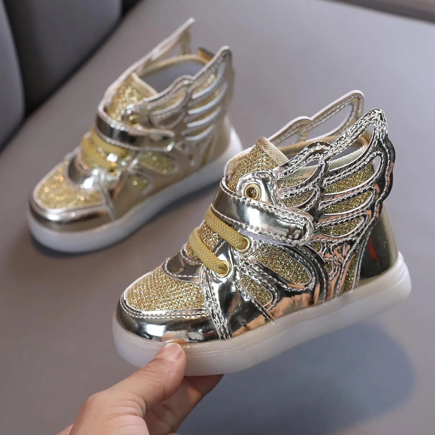 IWIHMIV Toddler Running Shoes Girls Led Light Walking Shoes for Boys Tennis Running Girls Casual Comfortable Shoes